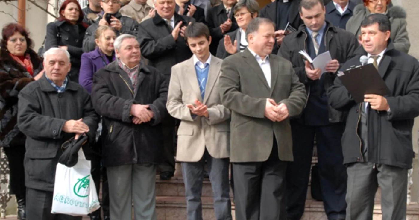 Felician Pop şi-a lansat astăzi cartea la Carei 