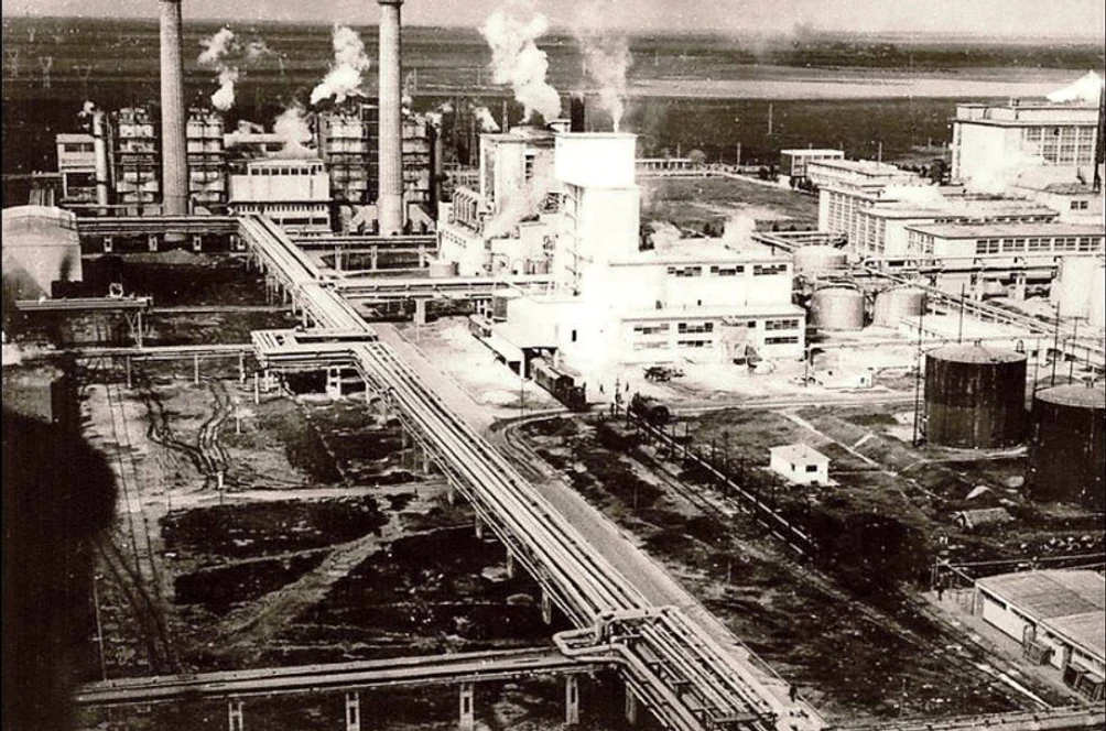 Fostul combinat de la Chiscani, în perioada de glorie FOTO: Colecționar Valerică Butoi