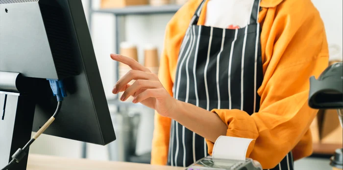 O caseriță a fost concediată după 19 ani/sursă foto: shutterstock