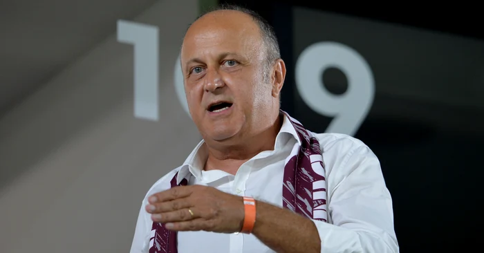 Dan Șucu, primul patron român al unei formații străine. Foto Mediafax