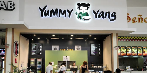 Restaurantul chinezesc Yummy Yang a fost închis de Protecţia Consumatorilor Cluj (foto poluscenter.ro)