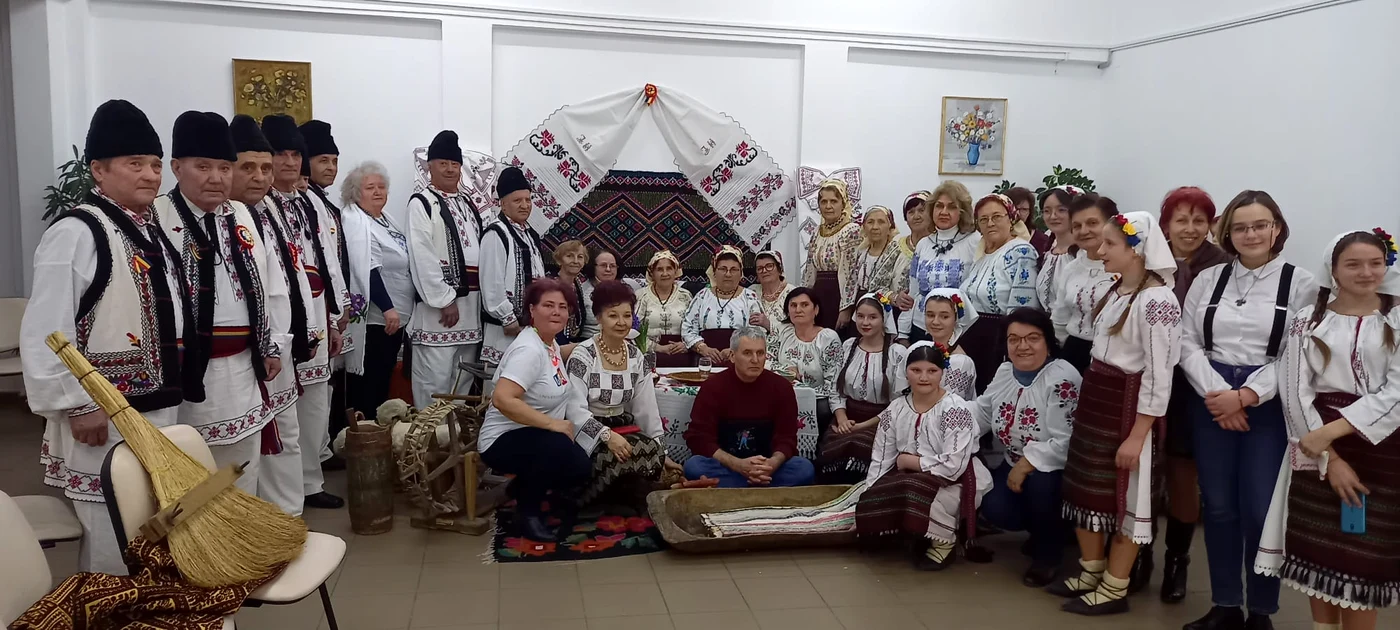 Tradiția șezătorilor, reînviată în satul Odaia Manolachi FOTO: Ecaterina Hulea