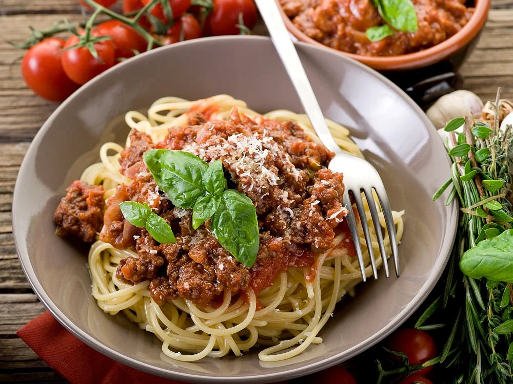 spaghete carne legume jpeg