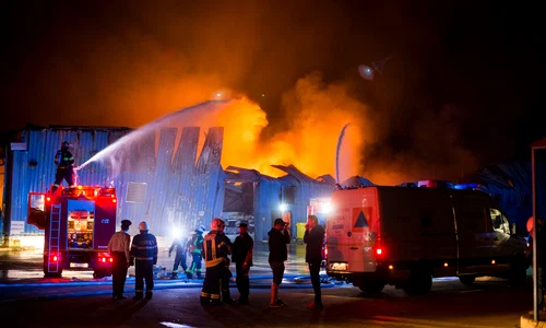 incendiu fabrica timisoara id170486 inquam photos cornel putan jpeg
