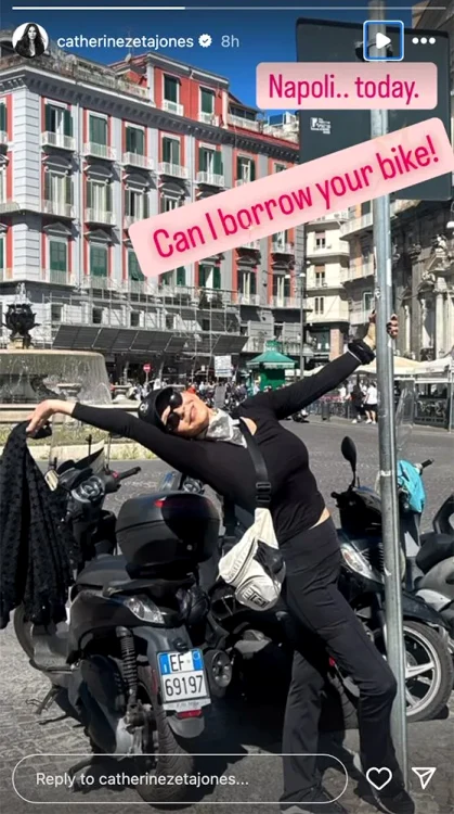 catherine zeta jones napoli jpg
