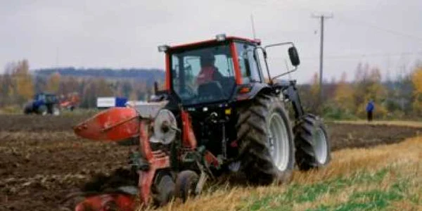 17.000 de lei prima de casare pentru maşini agricole