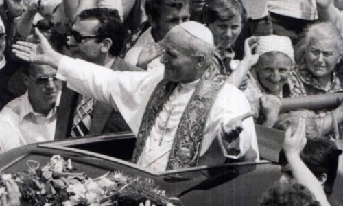 Regimul comunist polonez şi Biserica Catolică (1945 1956) jpeg