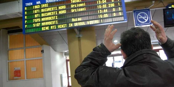 Trenurile au întârzieri de până la 200 de minute