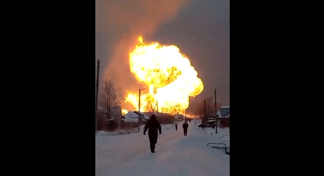 Trei persoane au murit în explozia unui gazoduct la vest de Kazan. FOTO Captură video