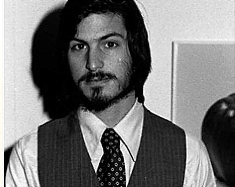 Viaţa lui Steve Jobs în imagini: la 21 de ani