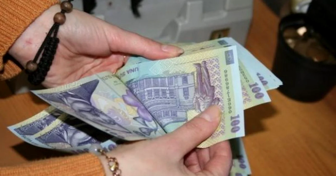 Salariul mediu net a fost, în aprilie, de 1.661 de lei