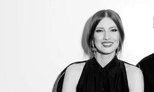 Iulia Albu i a obișnuit pe colegii ei de breaslă cu ținute extravagante jpeg