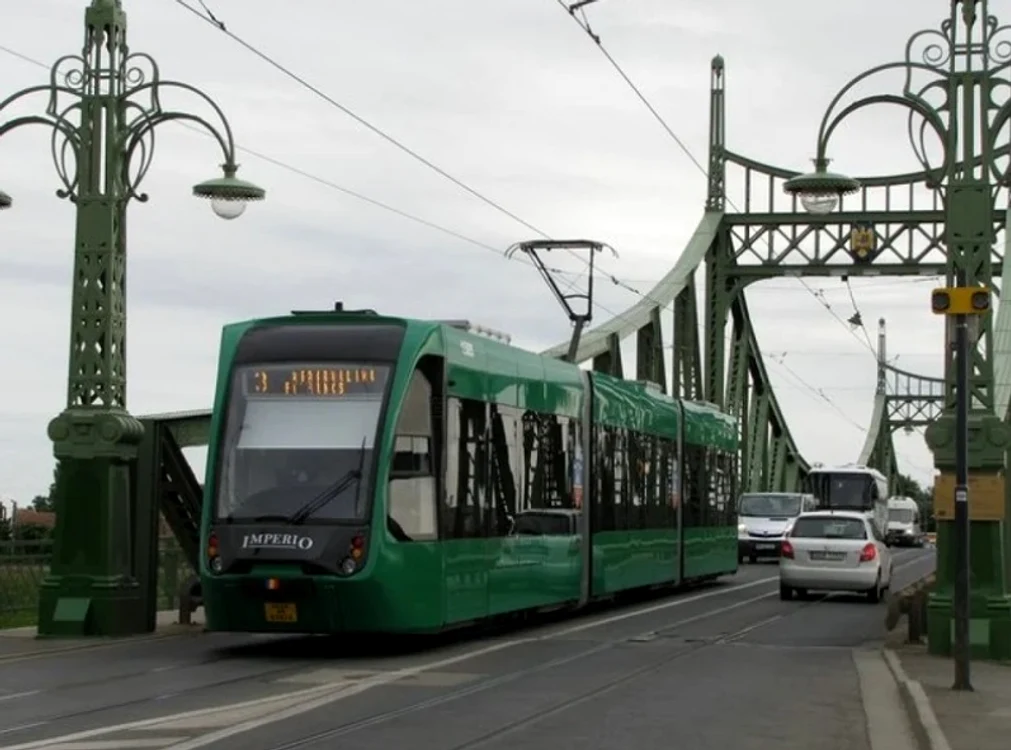 În Arad circulă și tramvaie moderne Imperio FOTO arhivă Adevărul 