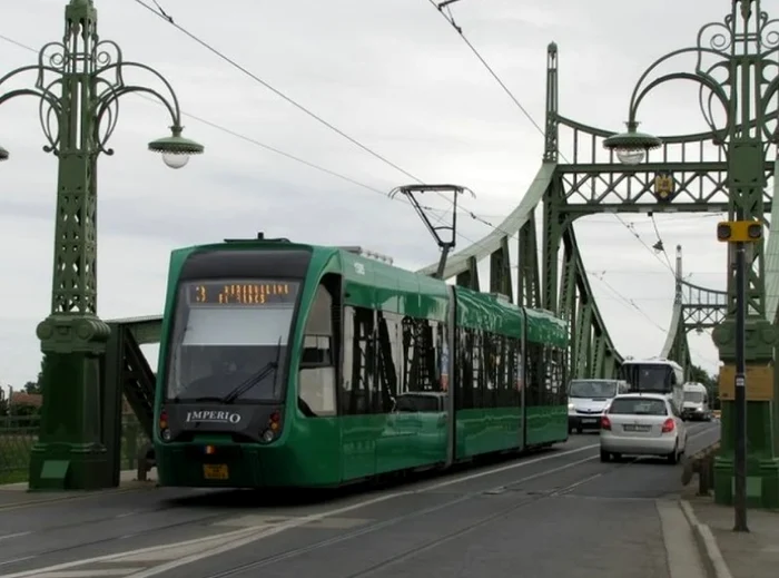 În Arad circulă și tramvaie moderne Imperio FOTO arhivă Adevărul 