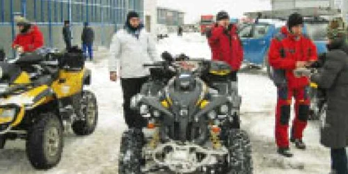 Călare pe ATV-uri, cavalerii de la „Extreme Adventure“ au ajuns primii acolo unde era mai rău