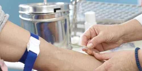 Tinerii, cei mai afectaţi de HIV