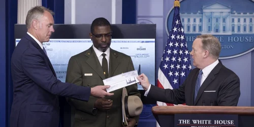 Zinke Spicer cec Trump EPA