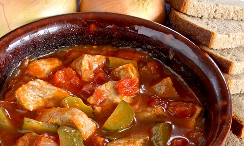 mancare castraveti acri carne porc jpeg
