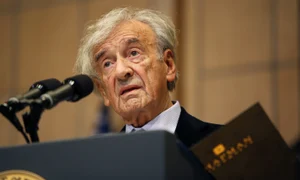 elie wiesel a murit jpeg