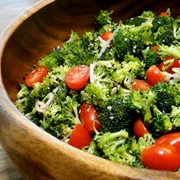 1 salata de brocoli cu susan jpg jpeg