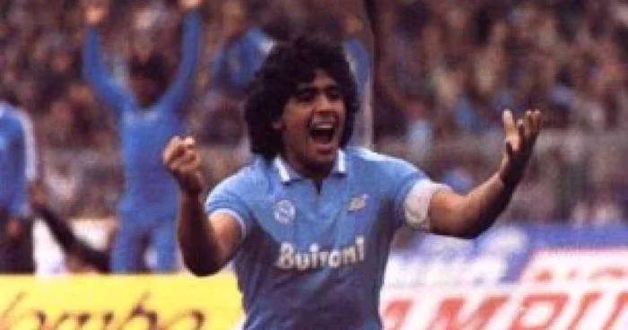 Diego Maradona a jucat la Napoli timp de şapte ani