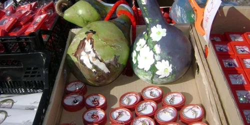 Comercianţii au împânzit centrul oraşului