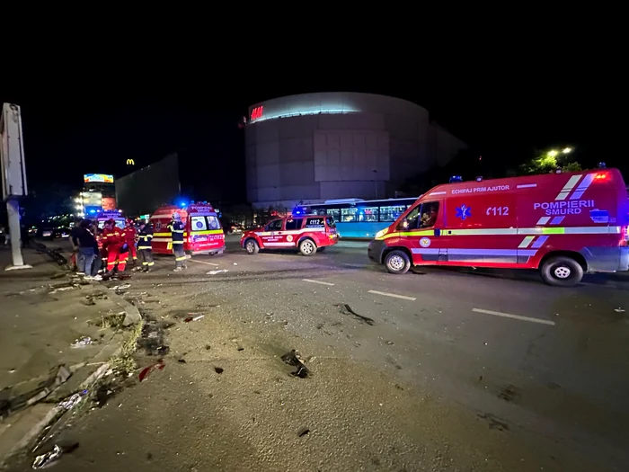 Accident grav în Piața Unirii din Capitală FOTO: ISU