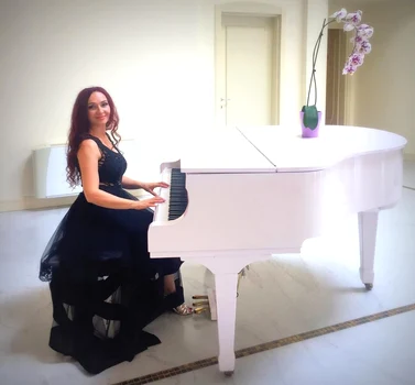 1 sotia lui emil boc profesoara 5 jpg jpeg