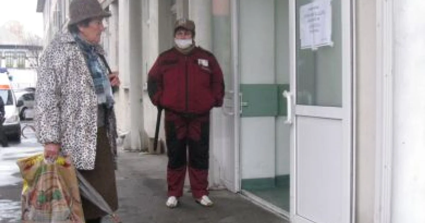 Târgu-Jiu: Măsuri împotriva gripei porcine în spitalele din Gorj