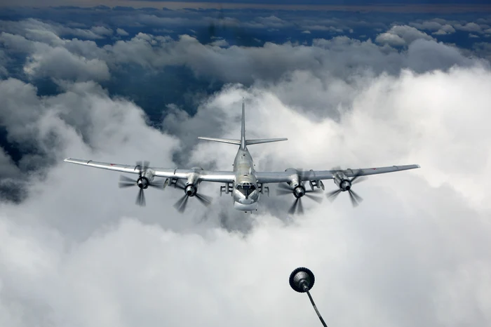 foto bombardier nuclear rusesc TU-95MS