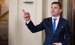 1 primarul mihai chirica protesteaza pentru lipsa autostrazilor in moldova jpeg