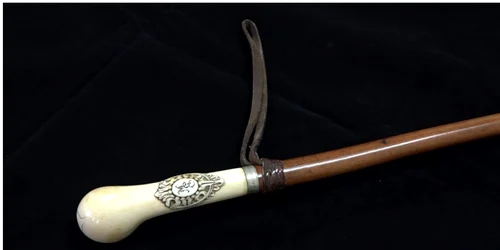 baston Eminescu    Muzeul Judetean Arges jpg