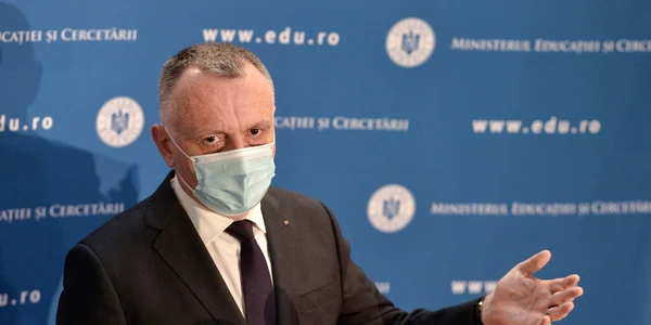 Ministrul Educatiei Sorin Cimpeanu FOTO Mediafax