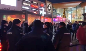 alerta bomba mall baneasa jpg