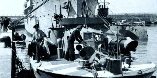 Petre Zamfir şi submarinul Delfinul 