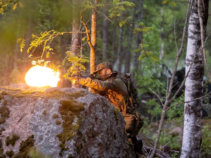Țările NATO se antrenează pentru a combate o amenințare letală specifică câmpului de luptă din Ucraina