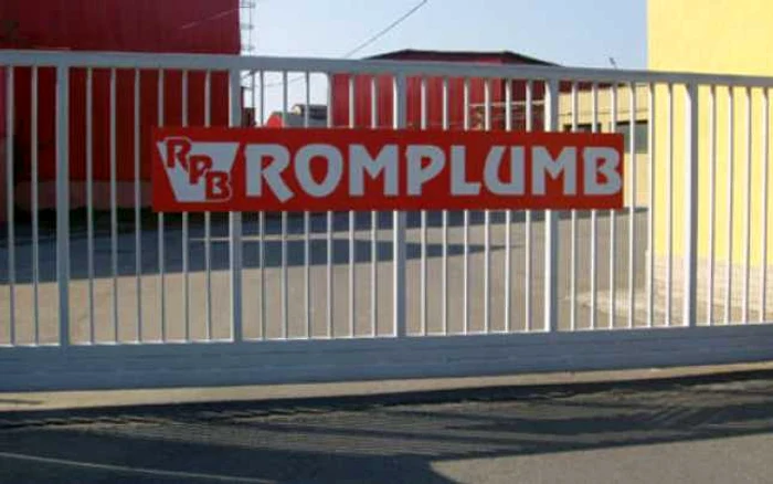 Fabrica Romplumb are o capacitate de producţie de circa 12.000 de tone de plumb pe an şi funcţionează pe un teren de 14,5 hectare