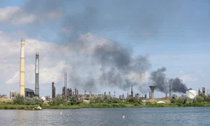 explozie incendiu rafinarie petromidia navodari 4 jpeg
