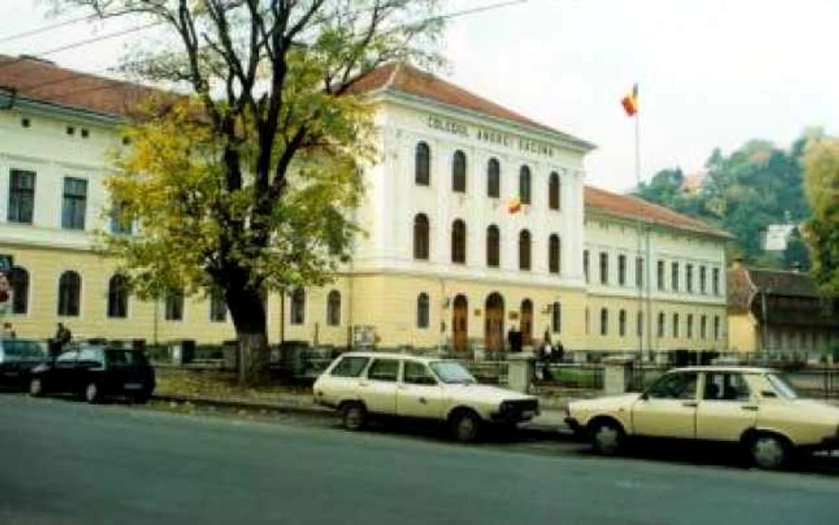 Braşov: Colegiul „Andrei Şaguna” se extinde în... pod