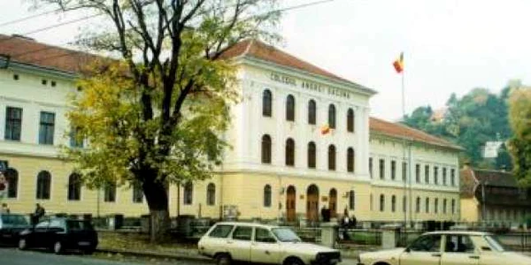 Braşov: Colegiul „Andrei Şaguna” se extinde în... pod