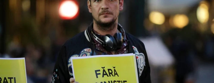 Tudor Chirilă, la protestul actorilor de la Teatrul de Comedie FOTO Inquam Photos/George Călin