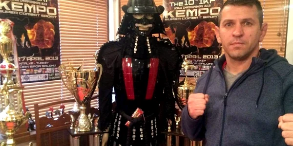Iulian Gheba campion mondial lupte si politist foto pol de frontiera jpg