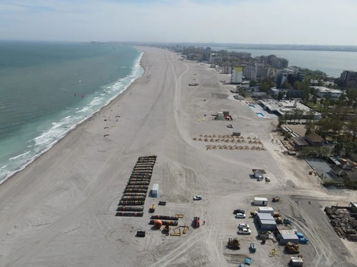 Așa arată plaja din stațiunea Mamaia după ce a fost lățităFOTO Facebook/ EPMC