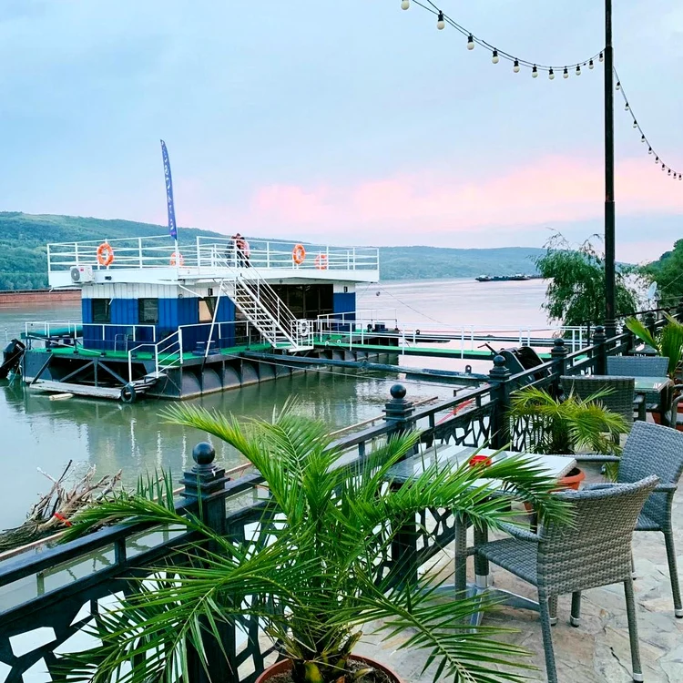 Orașul din România de unde fug toți locuitorii, Sursă FOTO: Escape Bar & Food