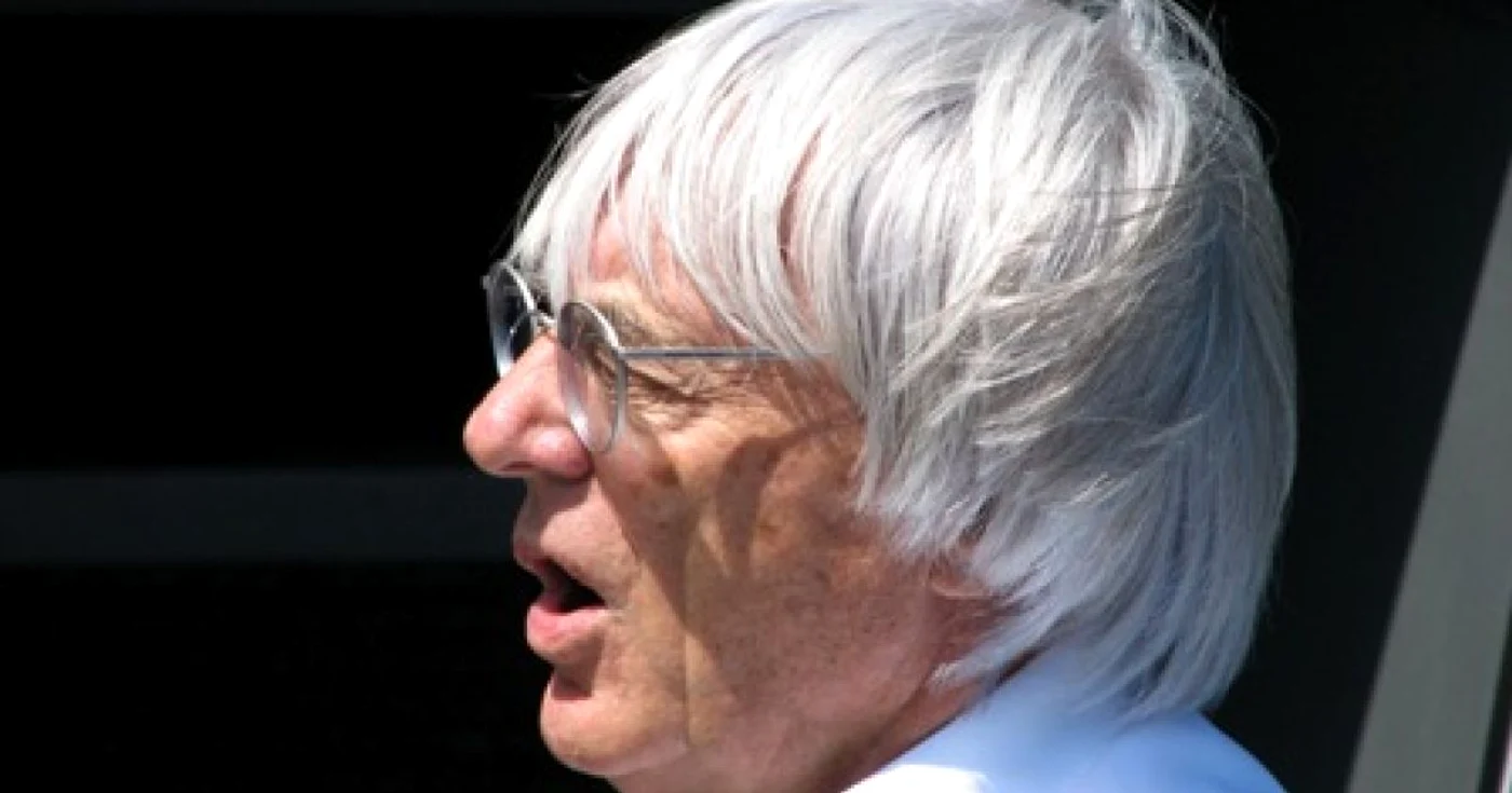 FORMULA 1: Ecclestone: "Renault poate părăsi competiţia dacă e vinovată"