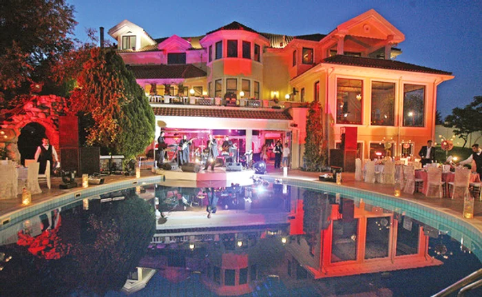 Așa arăta fosta casă a lui Irinel Columbeanu în vremurile ei de glorie