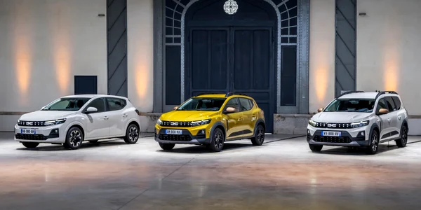 Vanzari dacia 7 jpg