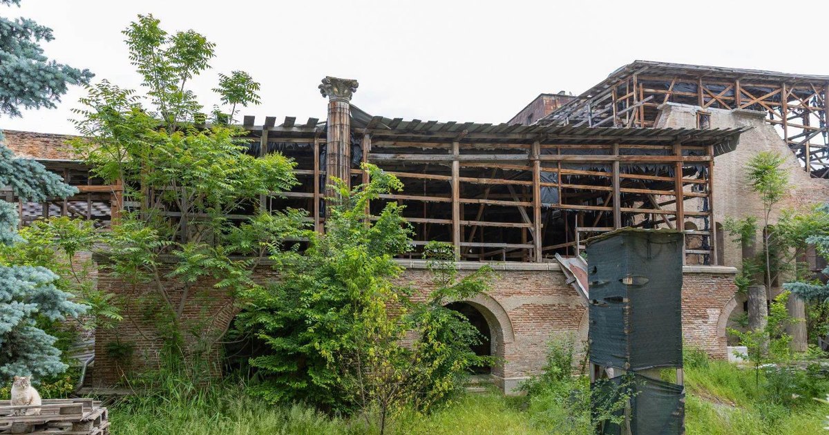 Imagine asociată subiectului: Au început lucrările la Curtea Veche din București