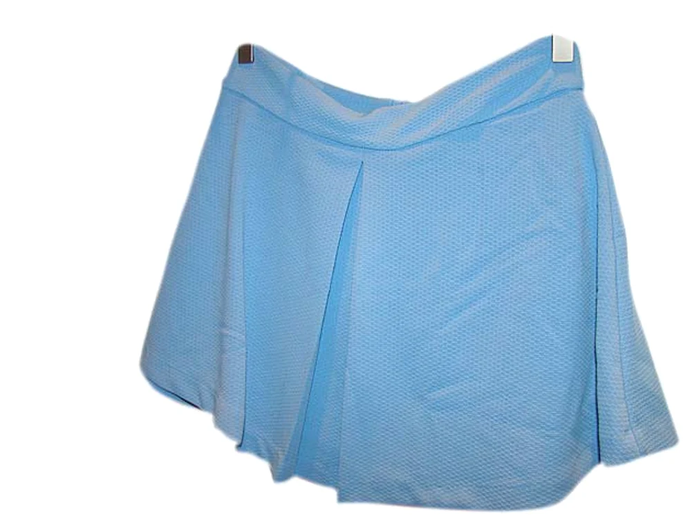 Fustă cloş – de la 89 lei la 29 lei.Magazin Stradivarius