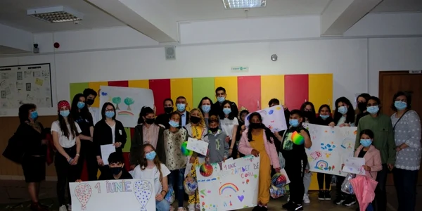 calarasi actiune la colegiul barbu stirbei foto prof.Mariana Oprea